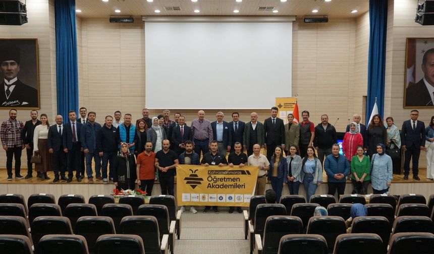 TRT Sanatçıları Kahramanmaraş’ta Türkülerle Sahnedeydi