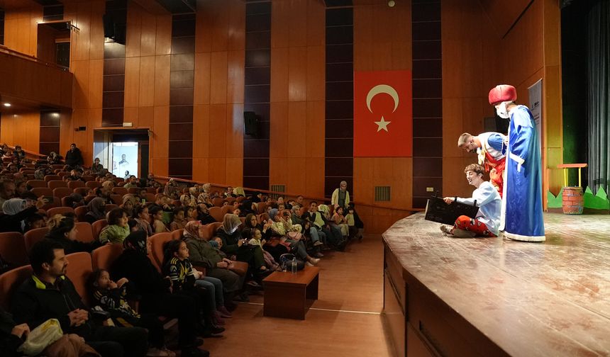 Kahramanmaraş'ta Masal Evreni Çocukları Hayran Bıraktı