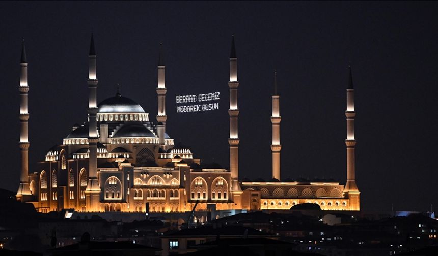 Berat Kandili Ne Zaman, Faziletleri Neler?