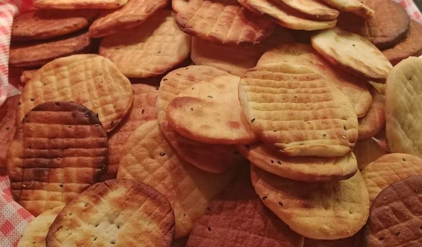 Kahramanmaraş’ta Bayram Kömbesi Geleneği Sürüyor