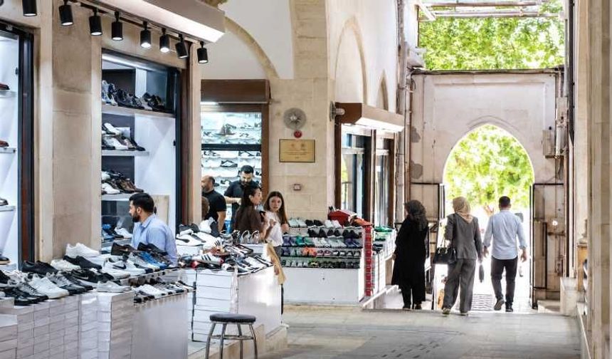 Bezirganlar Çarşısı’nda hayat yeniden canlanıyor
