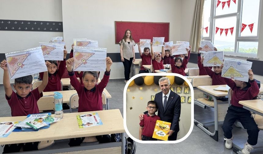 Kahramanmaraş Akyar İlkokulu’nda Karne Heyecanı