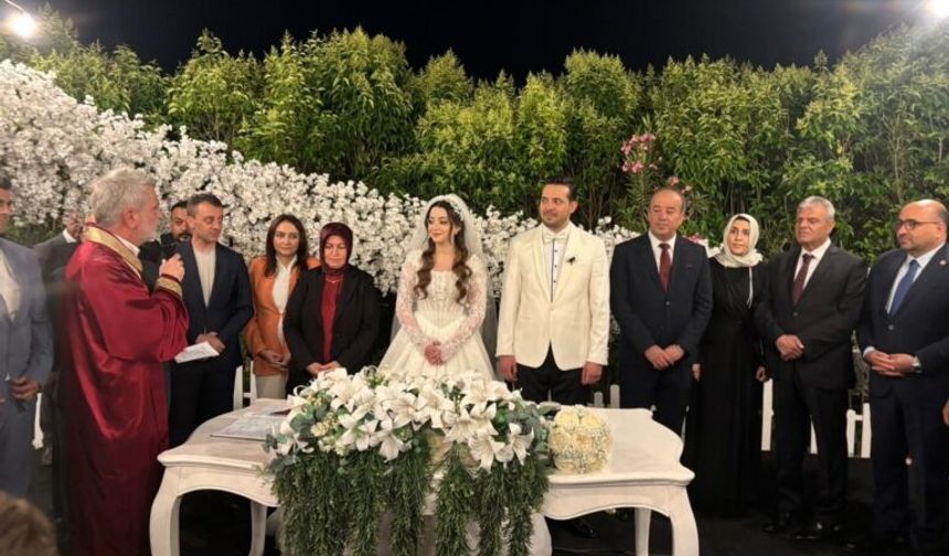 Yunus Emre Sarıkaya ve Rabia Kamalak dünya evine girdi