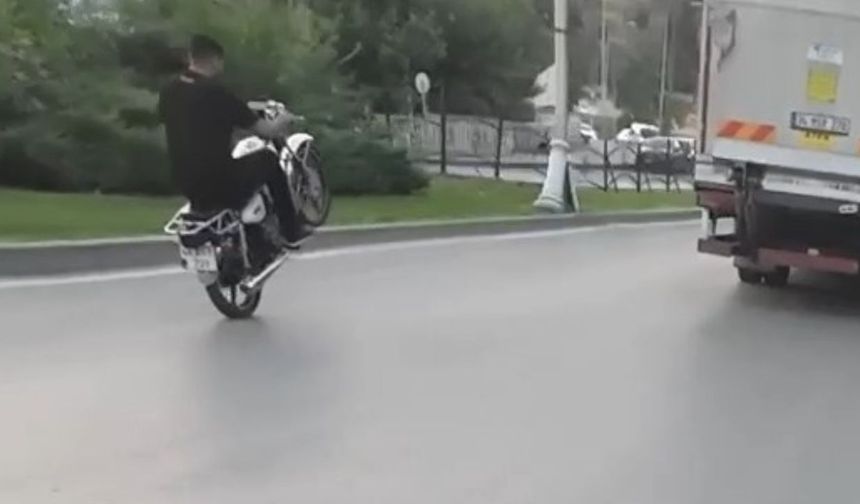Kahramanmaraş’ta trafikte tehlikeli hareketler kamerada