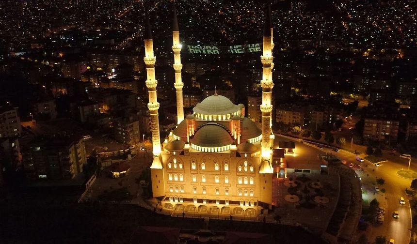Kahramanmaraş’ta Cuma Namazı Saat Kaçta?