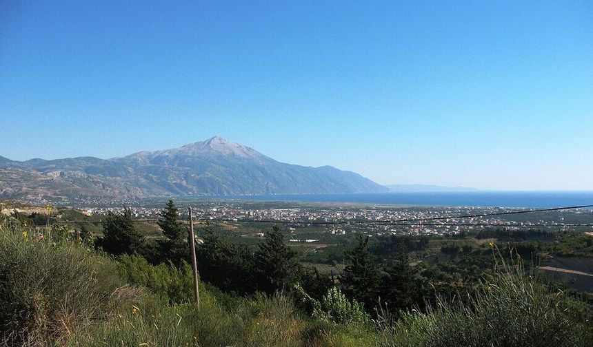 Kahramanmaraş’ın 2 Bin 410 Metrelik Zirvesi Doğaseverlerin Gözdesi