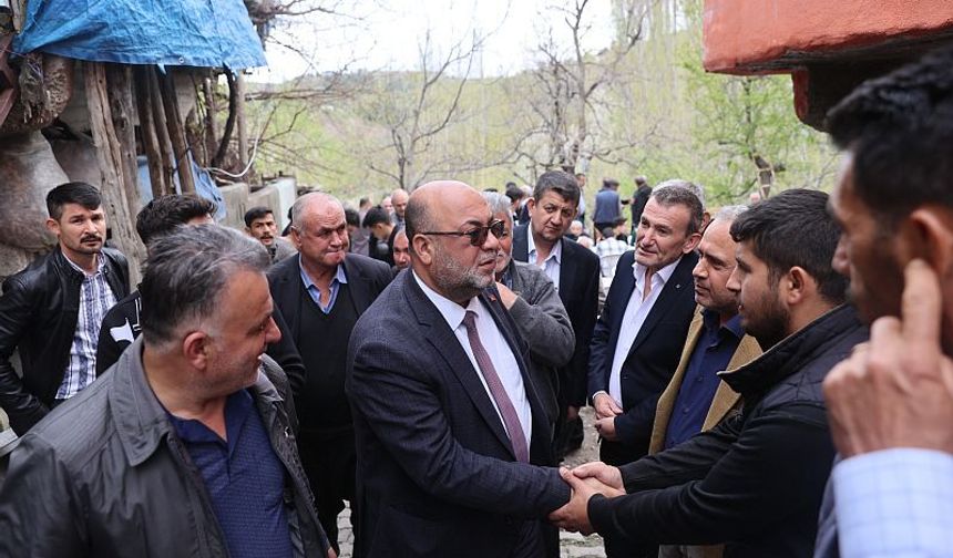 Yüz yüze 100. mahallede: Başkan Akpınar gönüllere dokunan buluşmalarını sürdürüyor