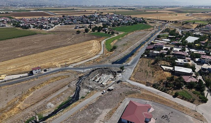 Dulkadiroğlu’nda Yarım Asırlık Köprü Yerini Modern Ulaşım Yatırımına Bırakıyor