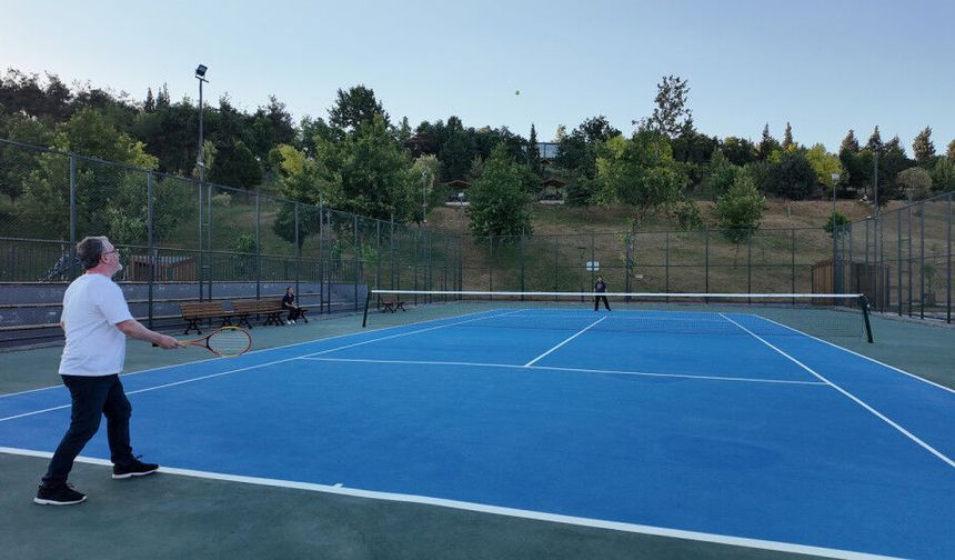Kahramanmaraş'ta Tenis Kortu Randevusu Nasıl Alınır?