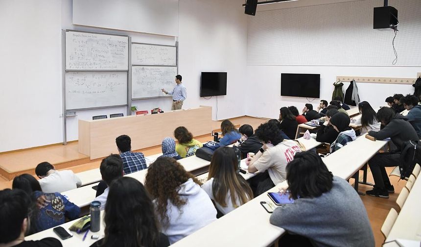 Kahramanmaraş’ta Bazı Yüksekokul ve Fakülteler Kapatılıyor