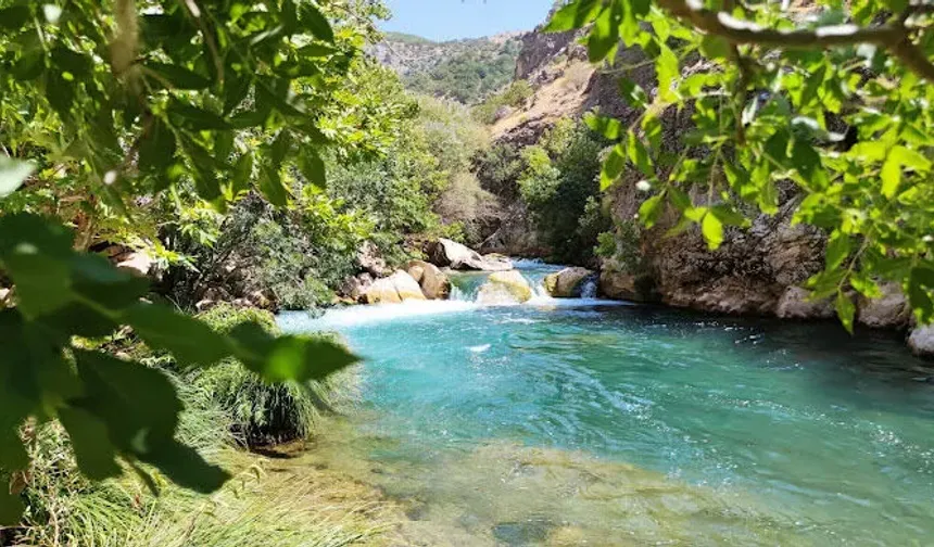 Kahramanmaraş’ta Berrak Suyu ve Yeşilliğiyle Hayran Bırakıyor