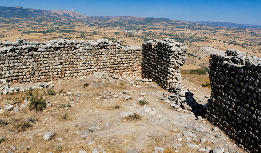 Kahramanmaraş’ta Roma’dan Günümüze Ulaşan Tarihi Kale