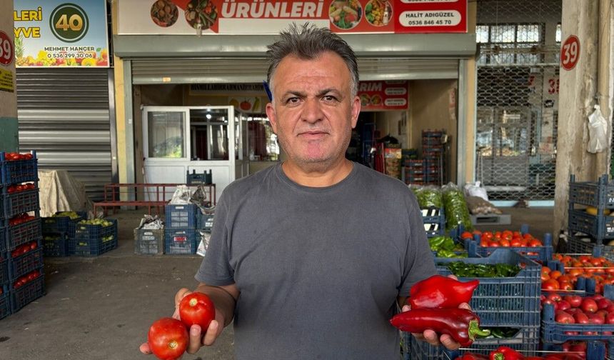 Salça sezonu başladı, domates ve biber tezgahlarda yerini aldı