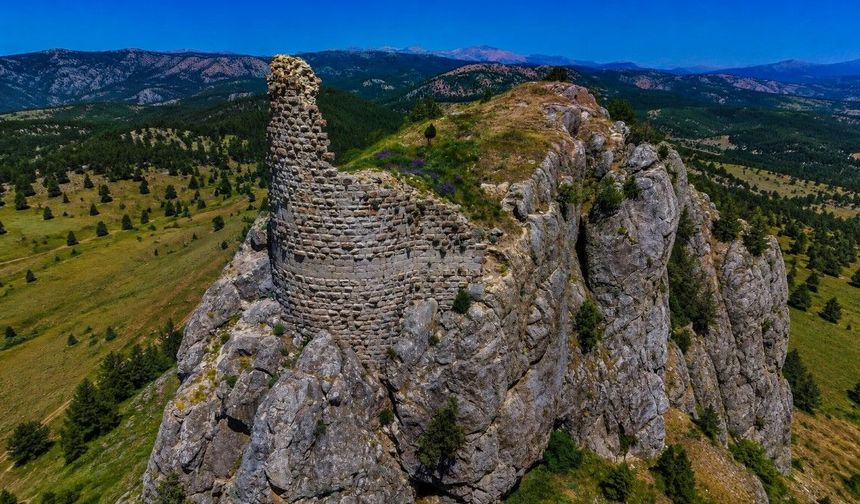 Kahramanmaraş’ın 3 İmparatorluk Gören Gizemli Kalesi