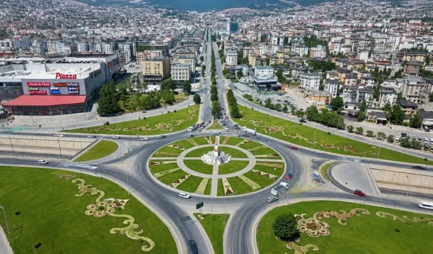 Kahramanmaraş'ta Bugün Cuma Namazı Saat Kaçta? İşte Cuma Vakti