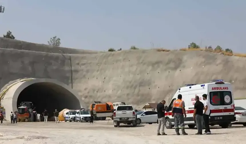 Tünel inşaatında iş kazası; 1 ölü, 3 yaralı