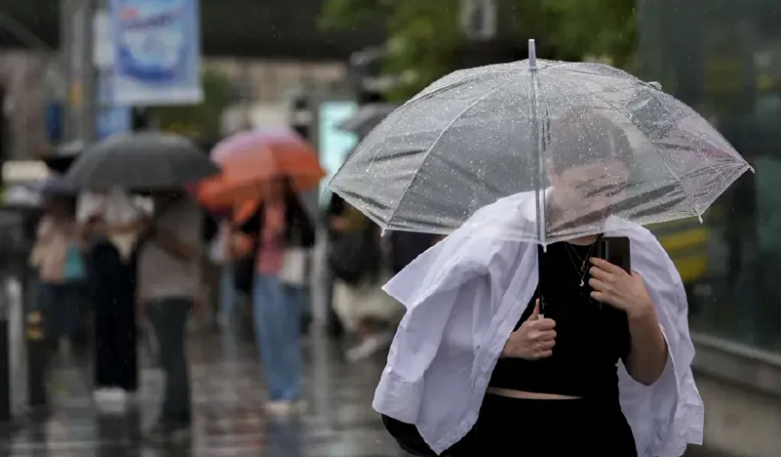 Kahramanmaraş'ta Şemsiyeleri Hazırlayın: Kavurucu Sıcağa İki Günlük Sağanak Molası!