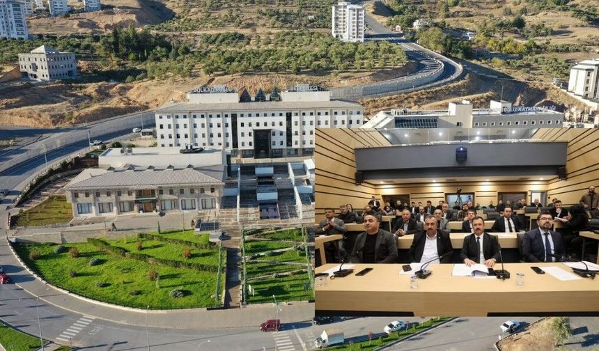 Dulkadiroğlu’nda Mehmet Akpınar’ın ardından 11 meclis üyesi de AK Parti’ye geçti