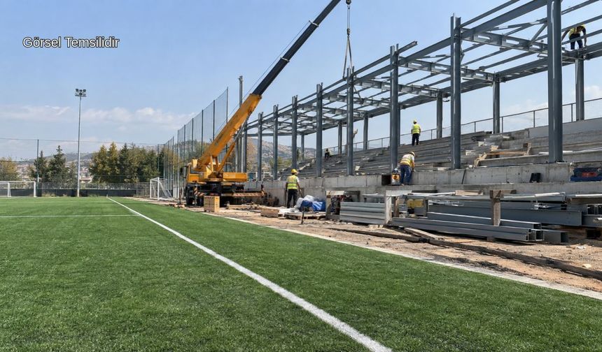 Afşin Sentetik Çim Sahasına 960 Kişilik Tribün Yapılacak