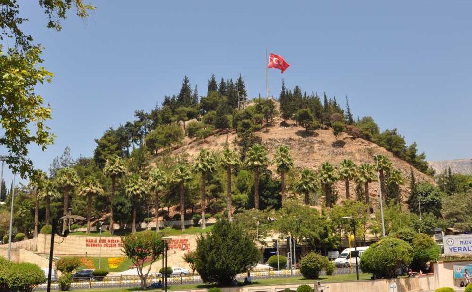 Gaziantep Kalesi'nde çalışmalar tamamlanıyor, Maraş Kalesi unutuluyor