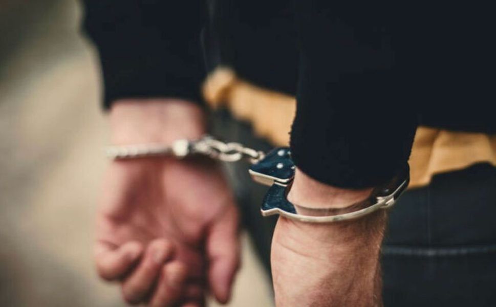 Kahramanmaraş’ta aranan 2 hükümlü yakalandı