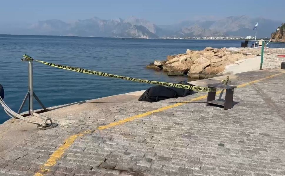 Denizde erkek c*sedi bulundu
