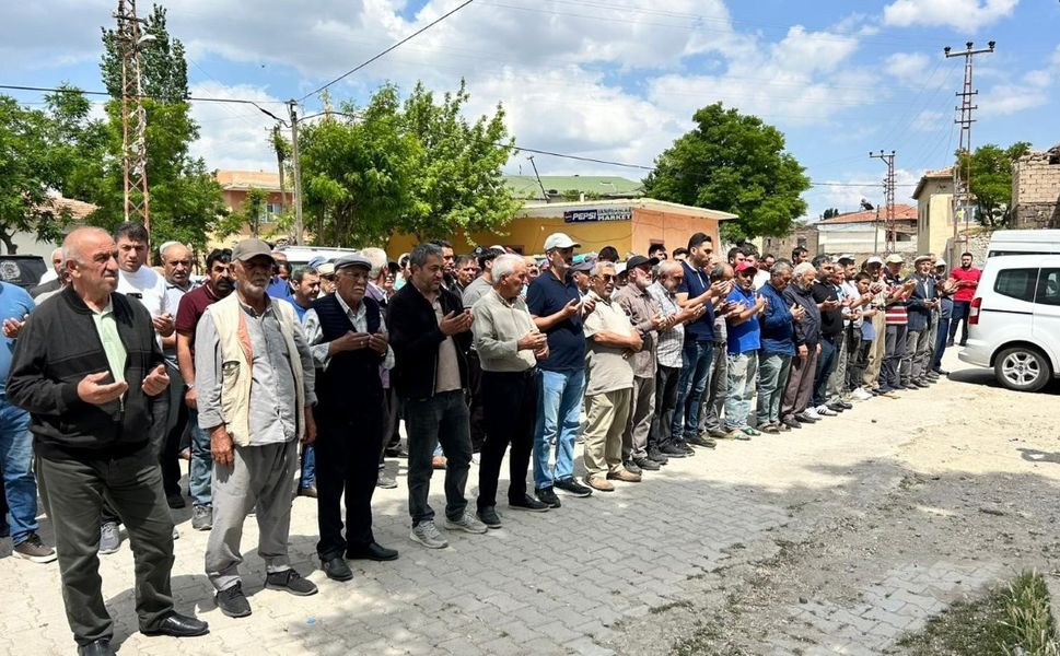 Kenenin ısırdığı kişi hayatını kaybetti