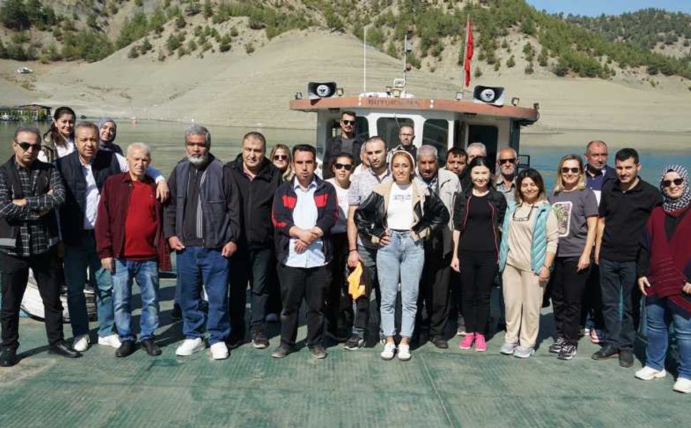 Menzelet Mesire Alanı’nda Ruh Sağlığı Günü Kutlaması