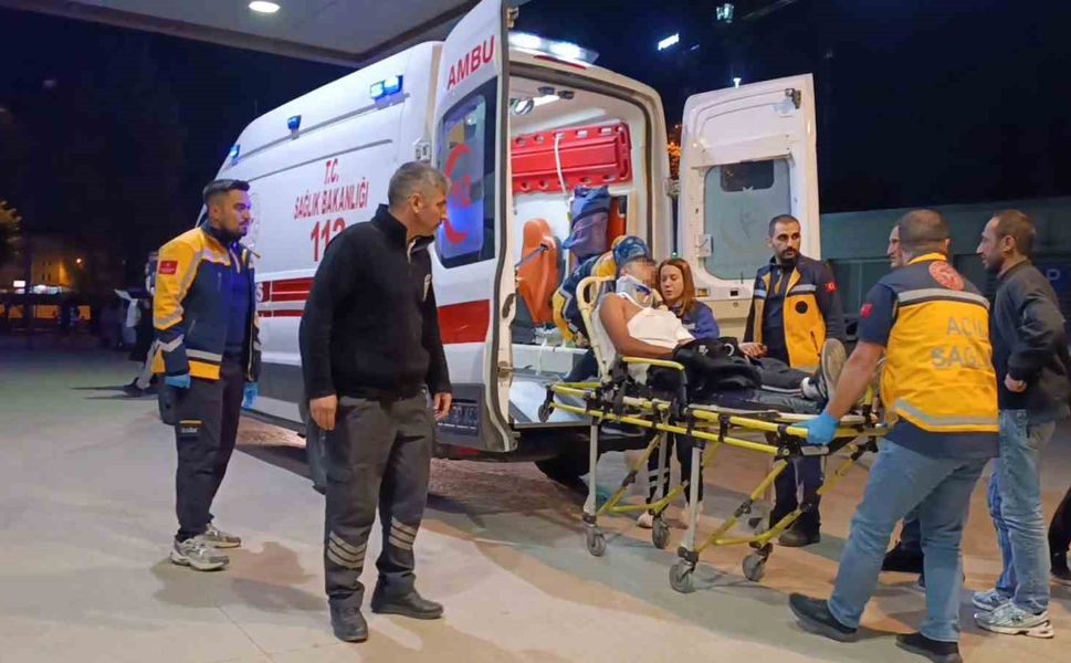 3 motosikletin karıştığı kazada 19 yaşındaki genç hayatını kaybetti