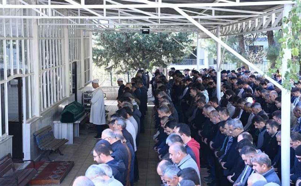 Başkan Görgel, Katmış’ın Cenaze Törenine Katıldı