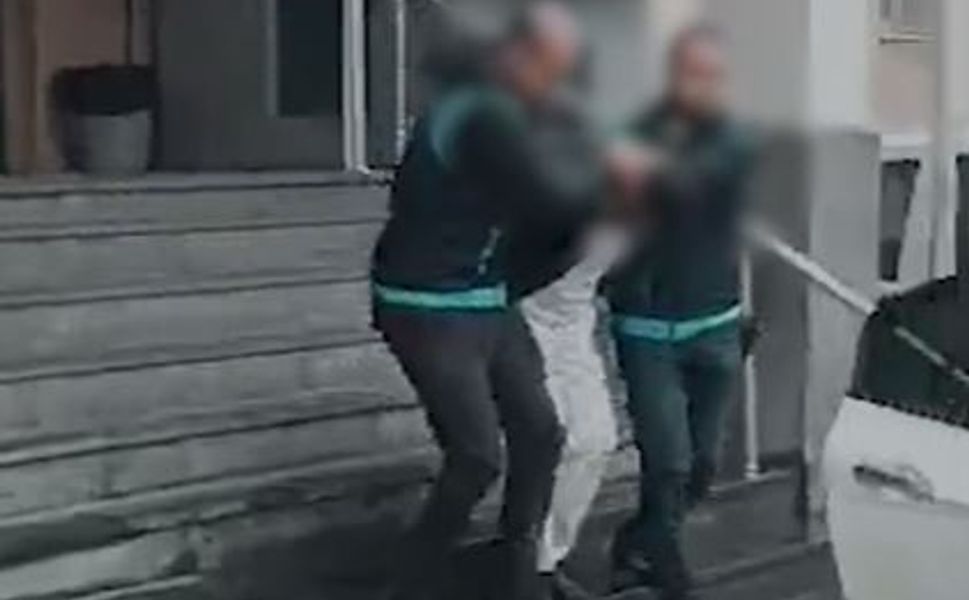 Boşanma aşamasındaki eşini bıçaklayarak öldüren koca, tutuklandı