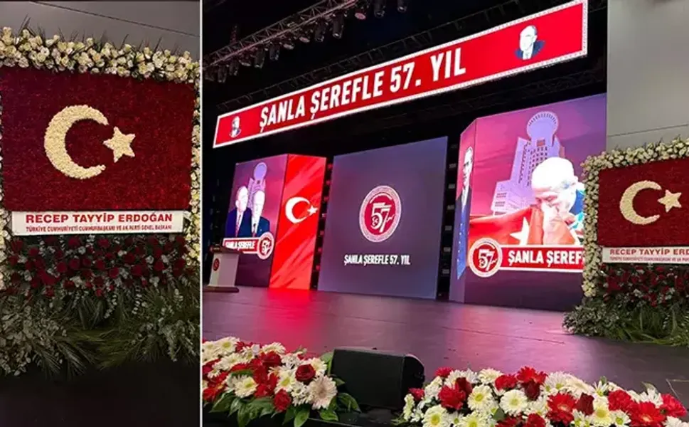 Cumhurbaşkanı Erdoğan'dan Bahçeli'ye Türk bayrağı motifli tebrik çiçeği