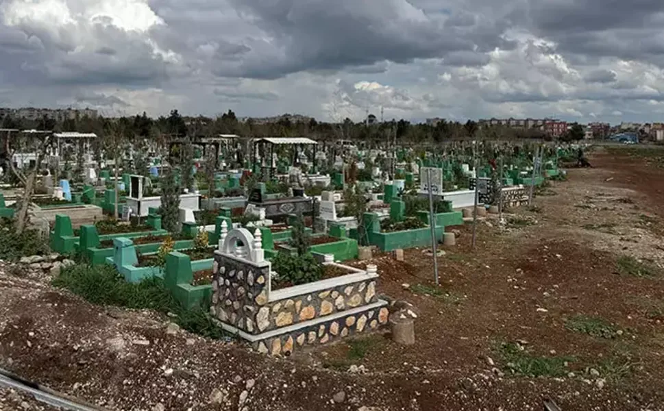 3 yaşındaki İlyas, kazara ateşlenen tabancadan çıkan mermi ile öldü