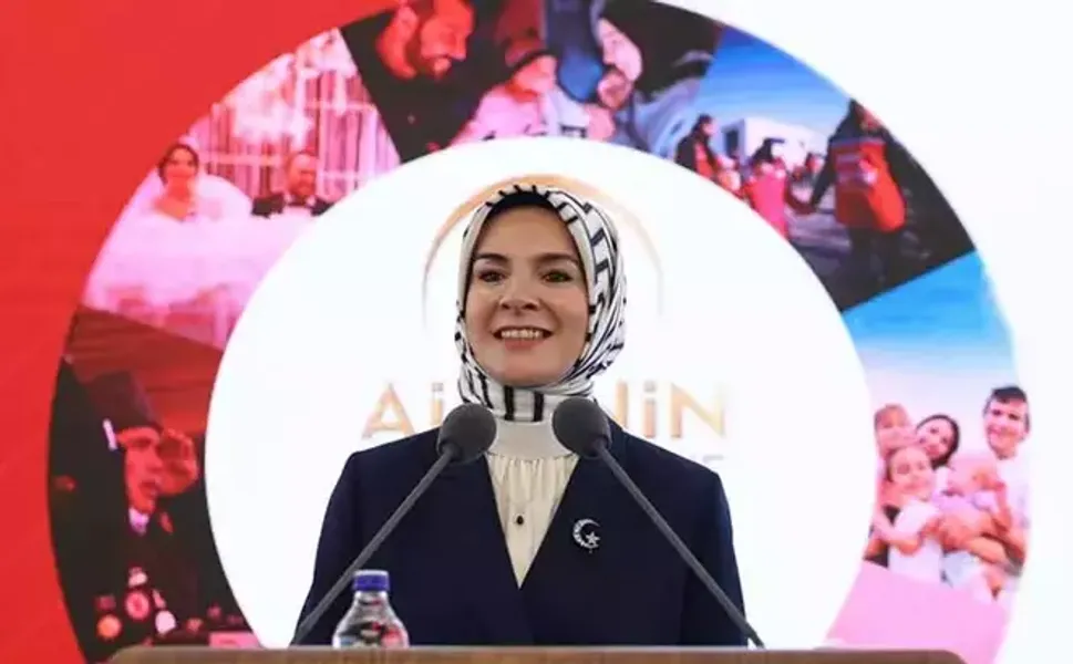 2025 Aile Yılı'nda 1,1 milyon kişiye aile eğitimi