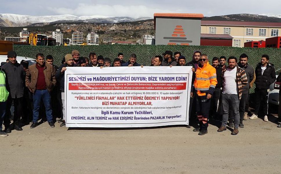 Kahramanmaraş’ta iş makinesi esnaflarından kornalı eylem