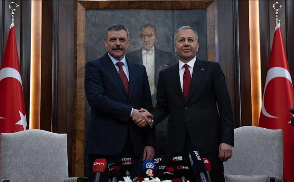 İçişleri Bakanlığında devir teslim töreni yapıldı