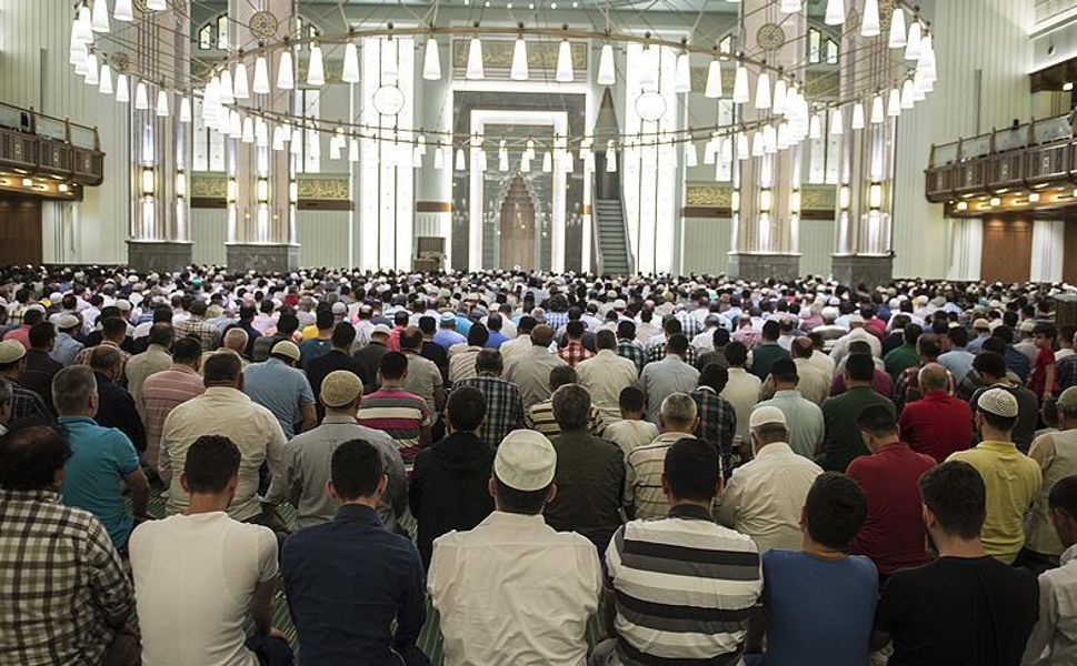 Kahramanmaraş’ta Cuma Namazı Kaçta Kılınacak?