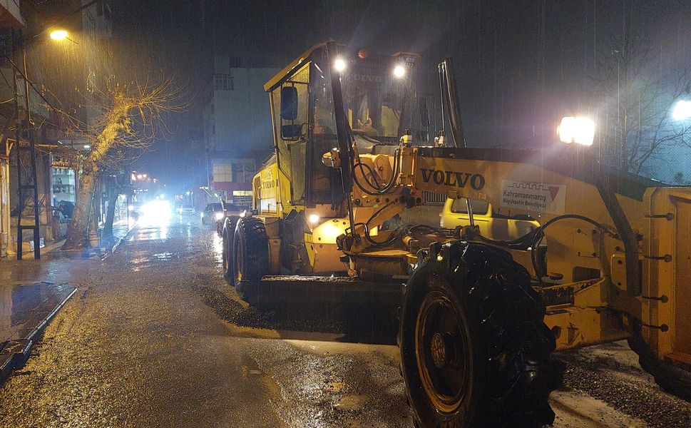 Yağış Sonrası Bozulan Yollara Büyükşehir’den Hızlı Müdahale