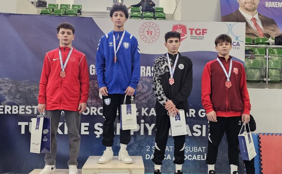 Büyükşehir’in Pehlivanları, Türkiye Güreş Şampiyonası’nda Kürsüde