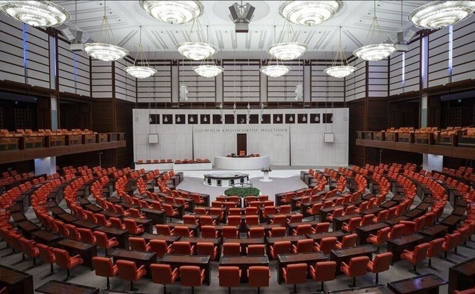 Milletvekili Karakoç’tan İtfaiyeciler İçin Tarihi Adım