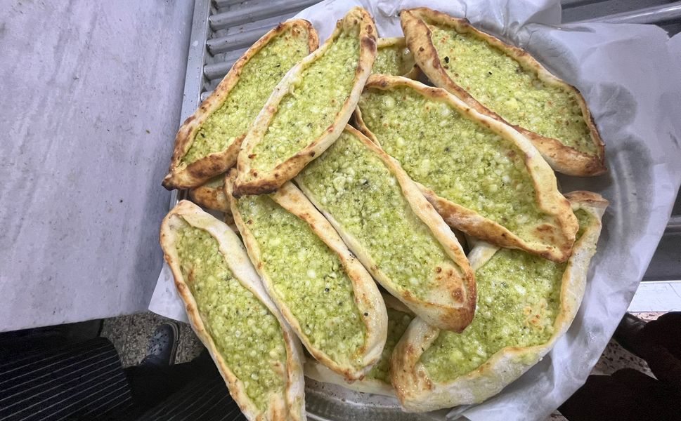 Kahramanmaraş’ın Meşhur Şekerli Böreği Yoğun İlgi Görüyor