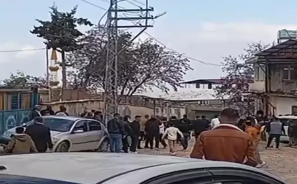 Çocukların kavgasına aileler karıştı; 3 ölü, 22 yaralı