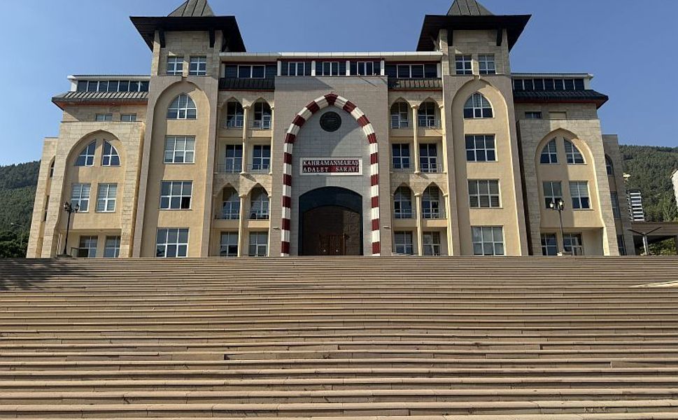 Kahramanmaraş’ta banka hesaplarını ele geçiren şebekeye darbe, 5 şahıs tutuklandı