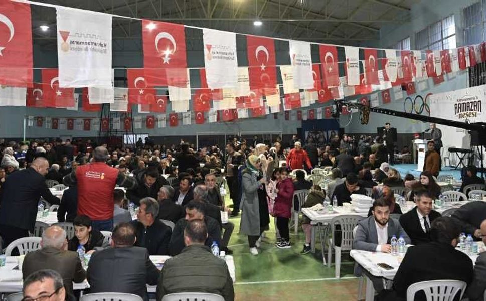 Büyükşehir, Ramazan Bereketini Ekinözü’ne Taşıdı