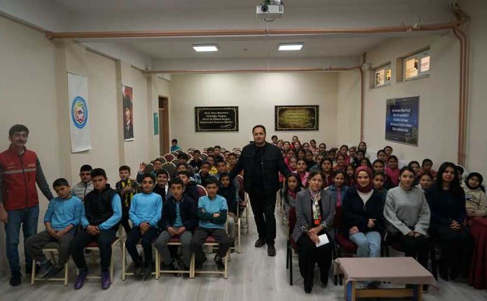 Büyükşehir’den Halk Sağlığı İçin Okullarda Bilinçlendirme Atağı