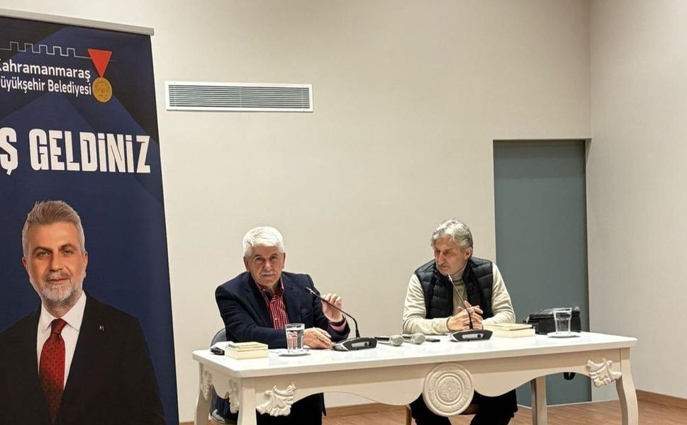 Edebiyat Şehrinde Sanat Konuşuldu