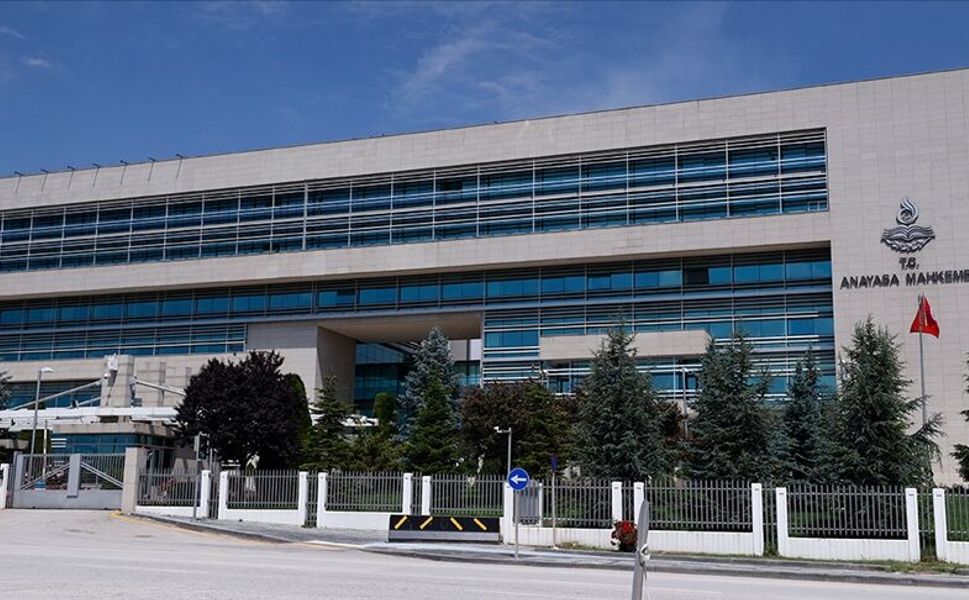 Anayasa Mahkemesinin siyasi parti mali denetim kararları Resmi Gazete'de