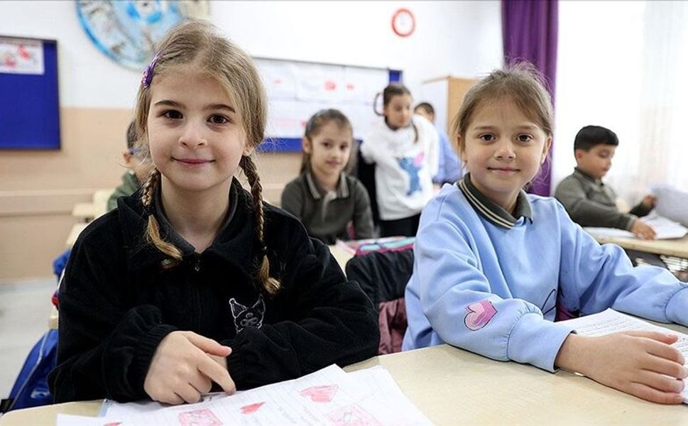Okullarda ikinci ara tatil sonrası ilk ders zili çaldı