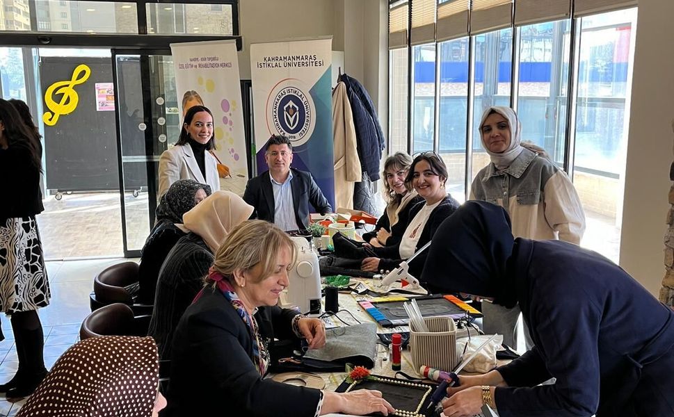 KİÜ ve Onikişubat Belediyesi’nden Kadınlara Özel Atölye Programı