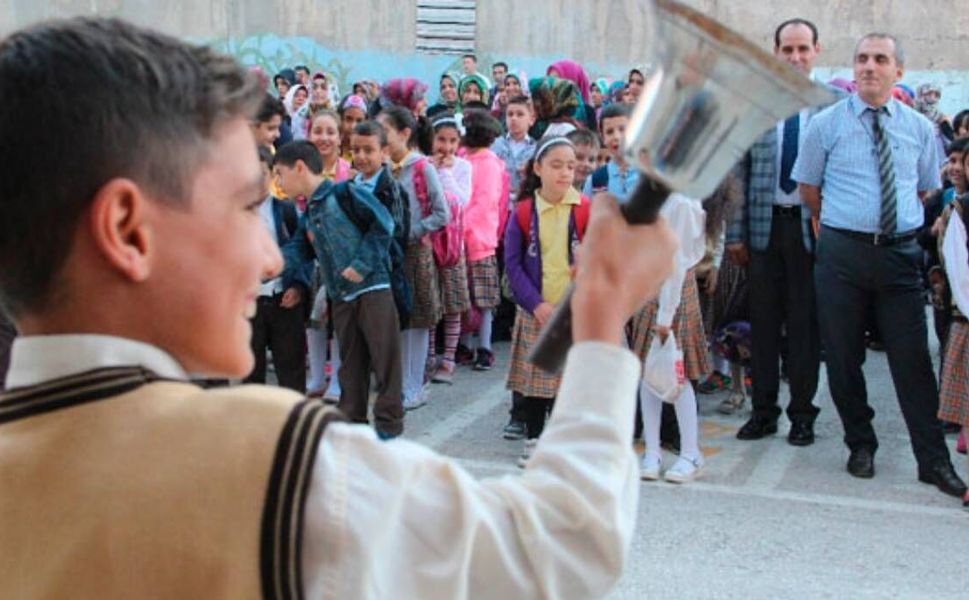 Ara tatil kalkıyor mu? Bakan Tekin iddialara açıklık getirdi